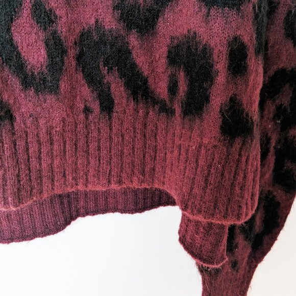 Sweaty Betty Leopard Sweater NWOT - Picture 9 of 11